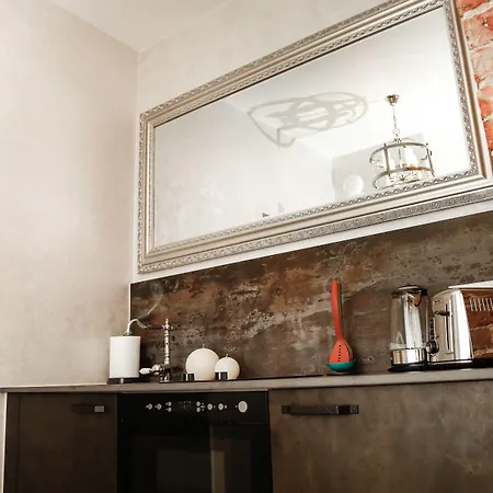 Doenhoff アパートホテル 4*