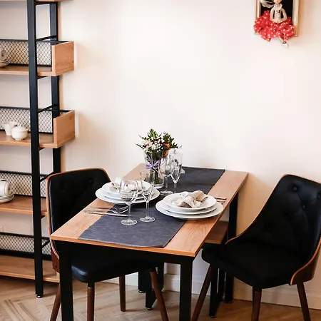Doenhoff Aparthotel 3*