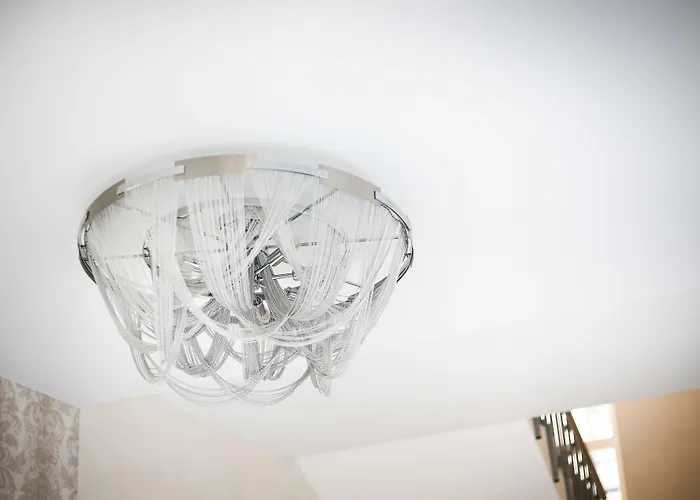 Doenhoff Aparthotel 4*